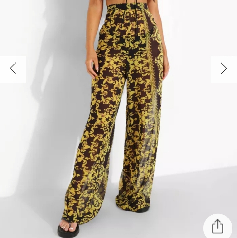 Boohoo Plus Black and Gold Baroque Wide-Leg Pants
